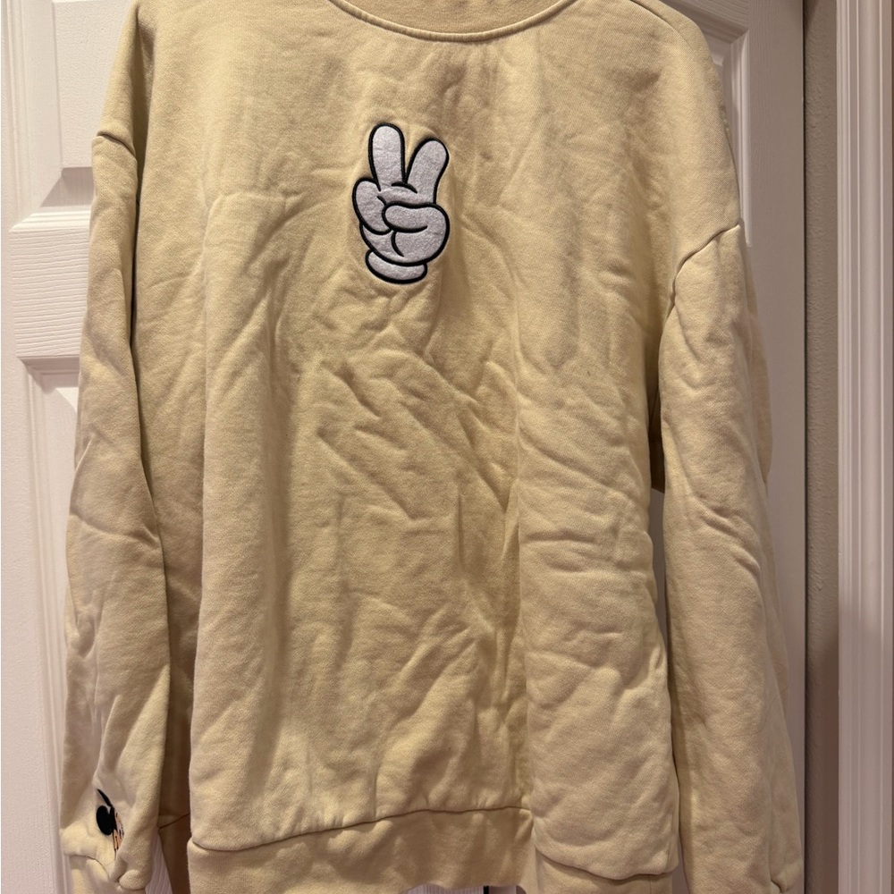 Disney Peace Crewneck size xxl